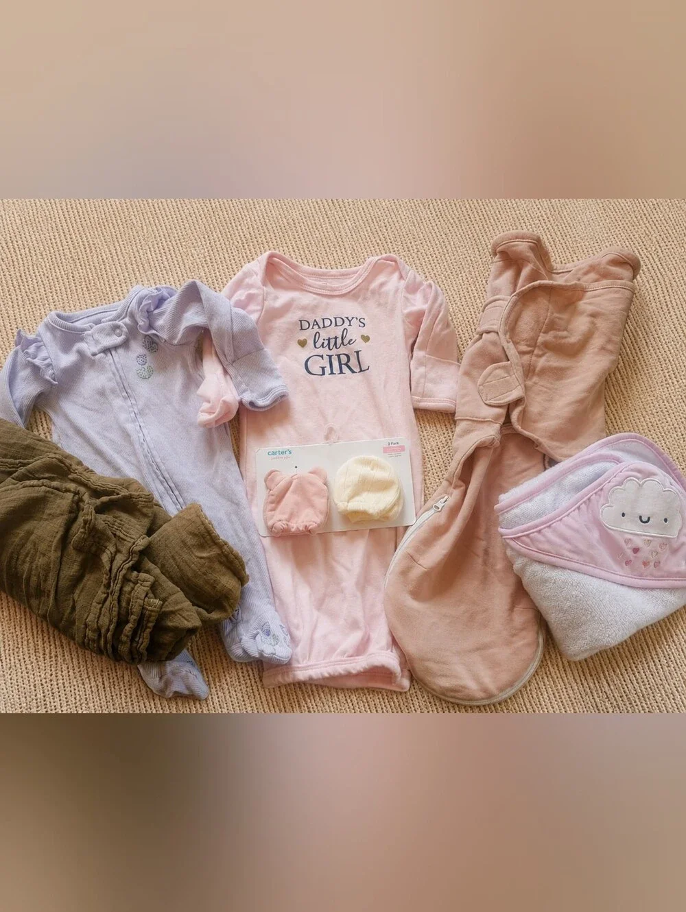 Newborn girl essentials bundle #2 Swaddle Towel Gown Sleeper Mittens Blanket